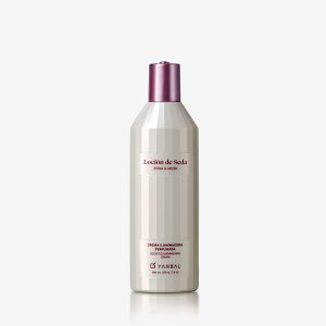 Crema iluminadora Yanbal loción de seda rosa y musk 210 g